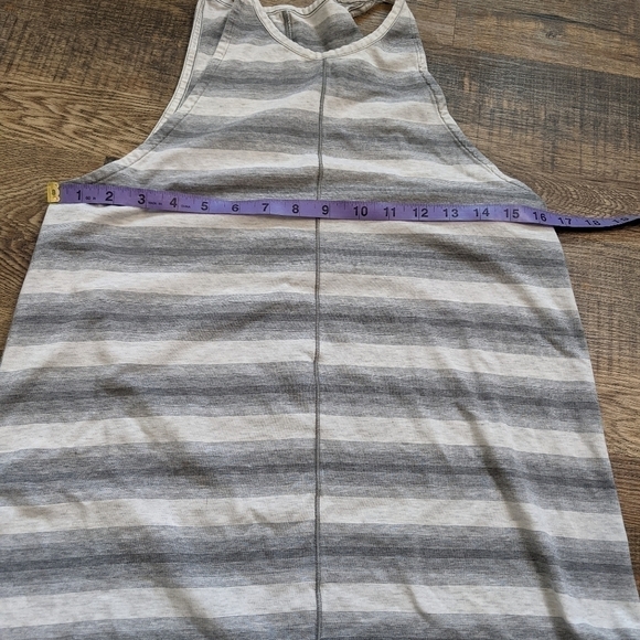 LULULEMON racerback stripe tank top white and gray - Picture 5 of 6